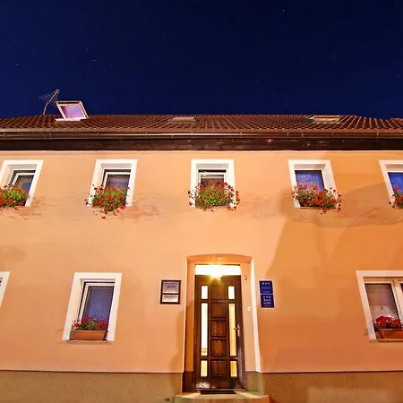 Apartment House Lalita 2* Fuzine