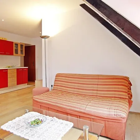 Guest house Apartment House Lalita 2*