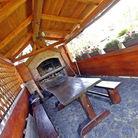 House Lalita Pensjonat 2*